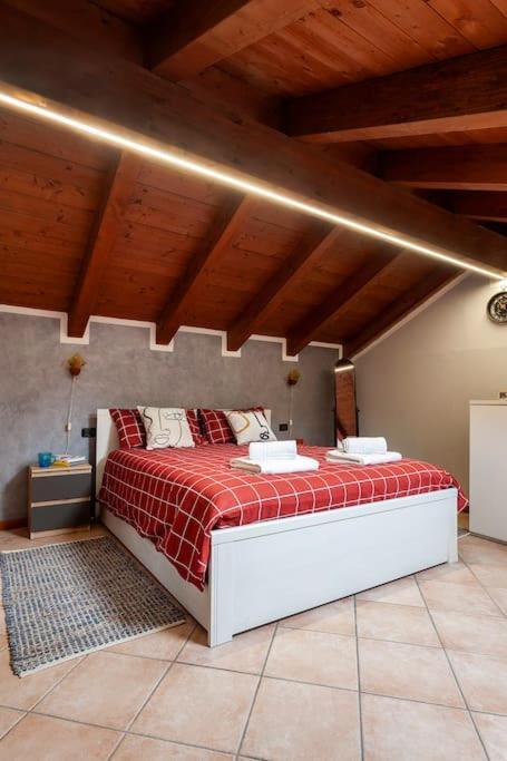 Apartamento Alex Haus Somma Lombardo Exterior foto