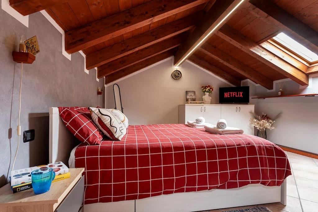 Apartamento Alex Haus Somma Lombardo Exterior foto